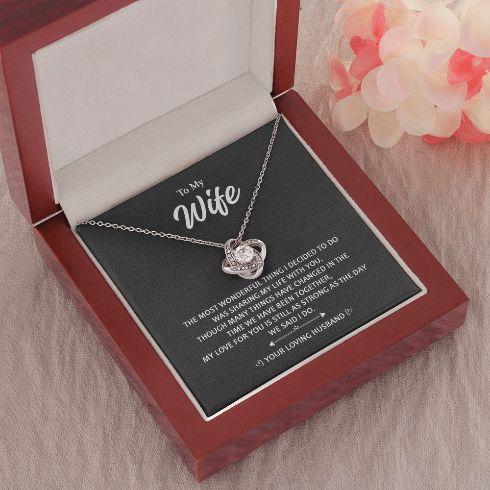 To My Wife 2 Love Knot Necklaces With Box Card 001