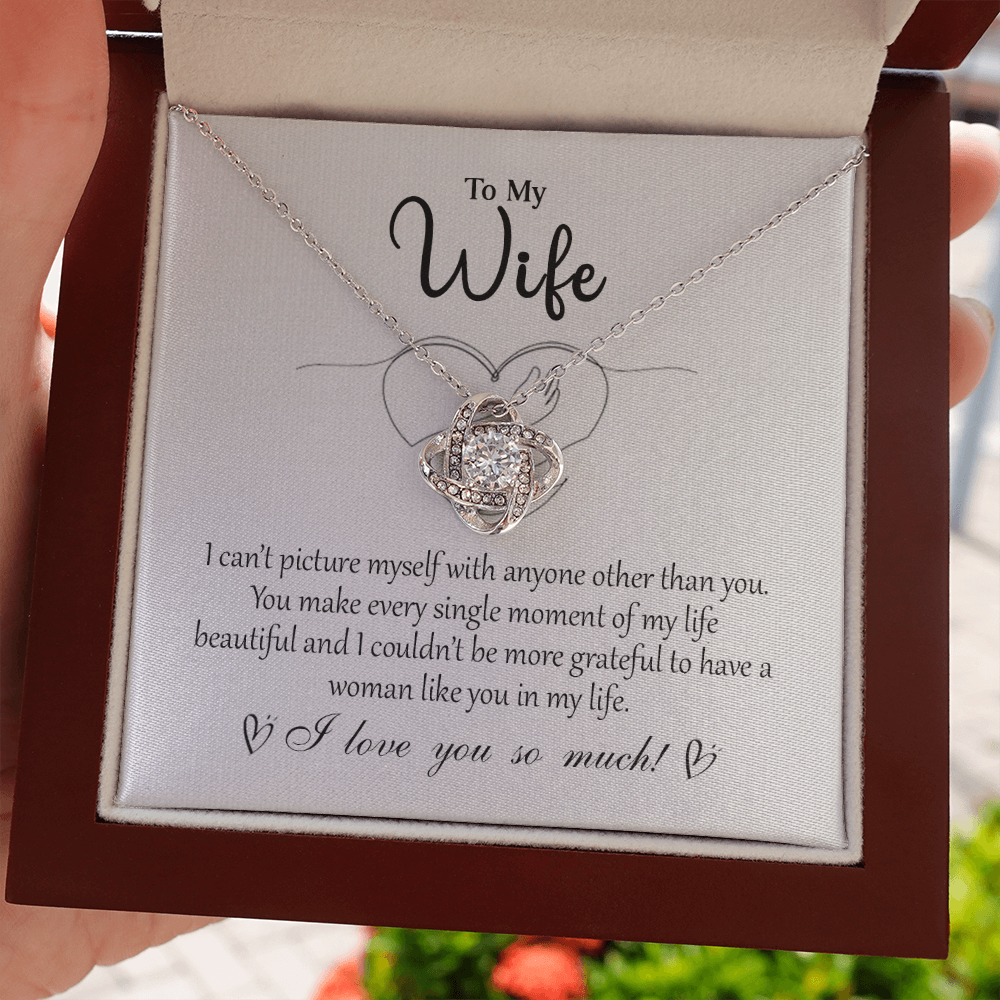 To My Wife 5 Love Knot Necklaces With Box Card 001