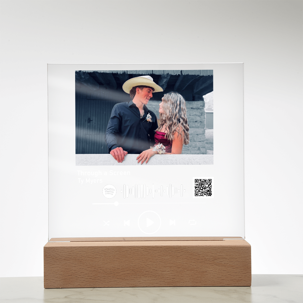 114-8082366-7054669 Acrylic Square with LED Base