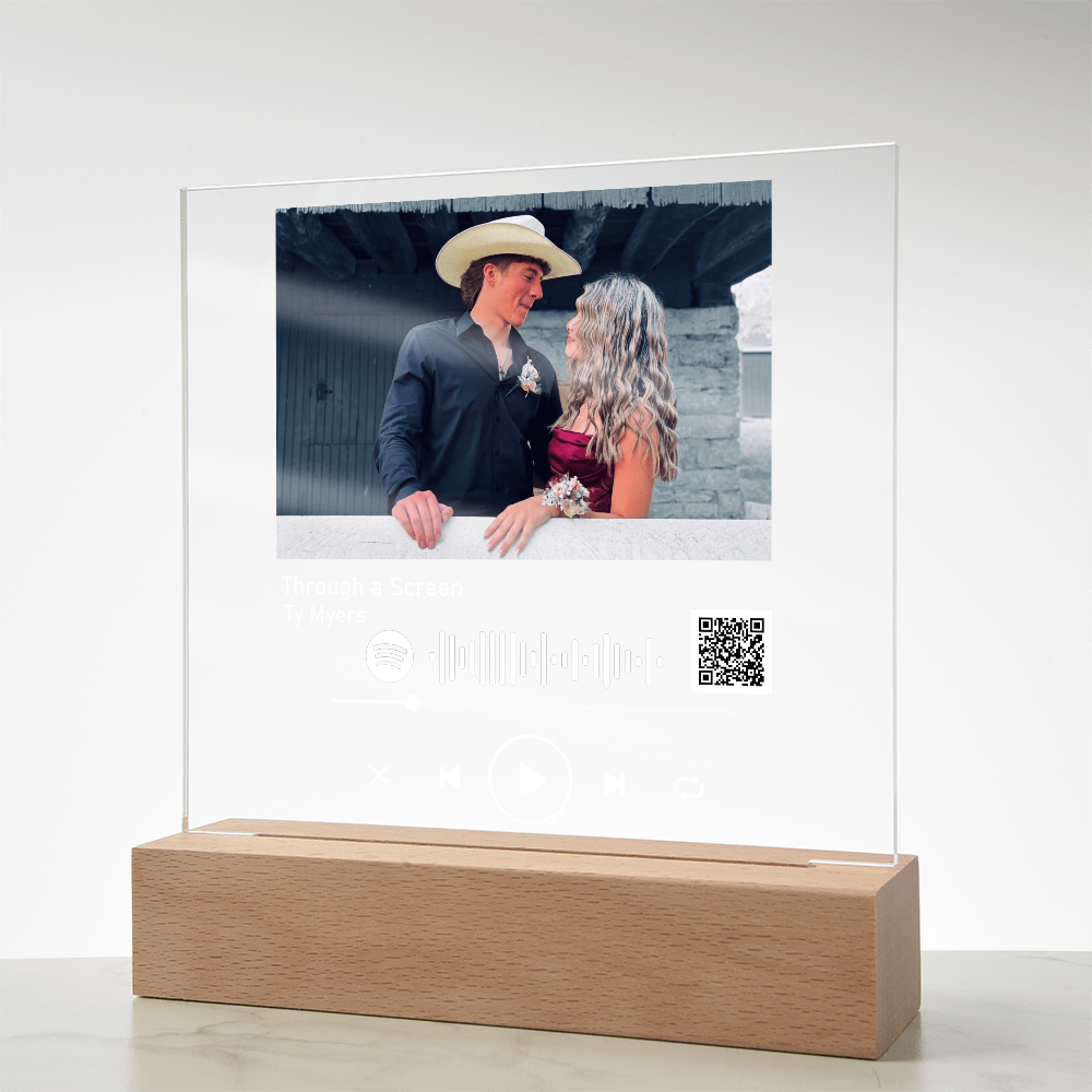 114-8082366-7054669 Acrylic Square with LED Base