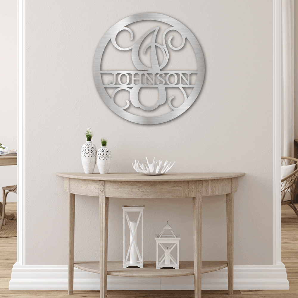 Circle Vine Monogram
