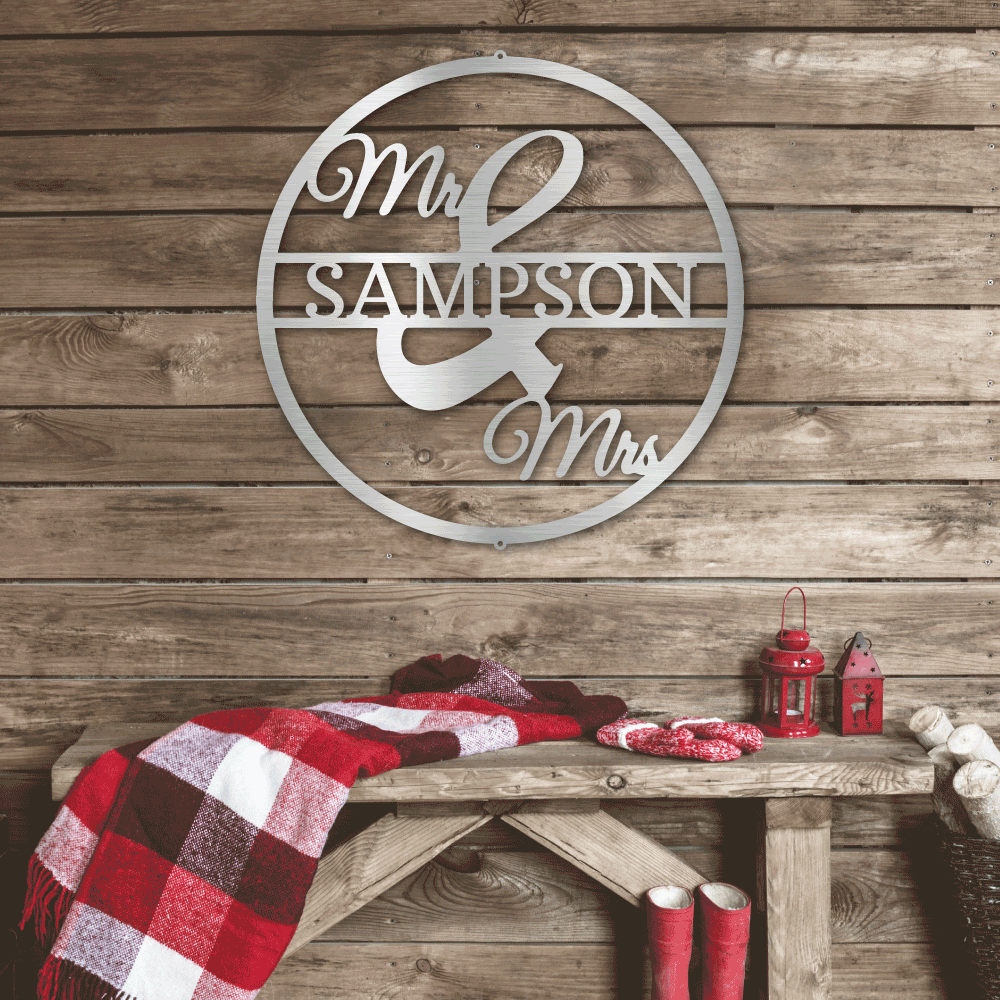 Mr and Mrs Circle Monogram