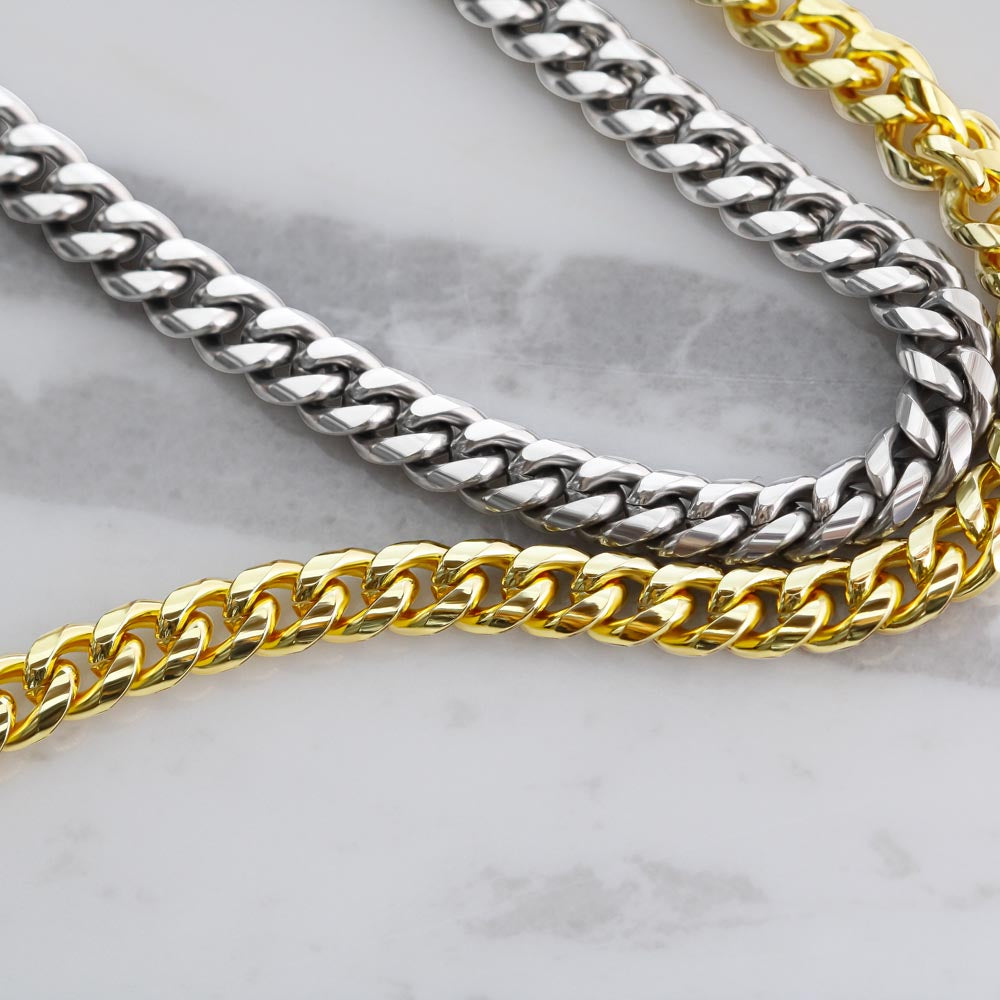 man120821-01 Cuban Link Chain