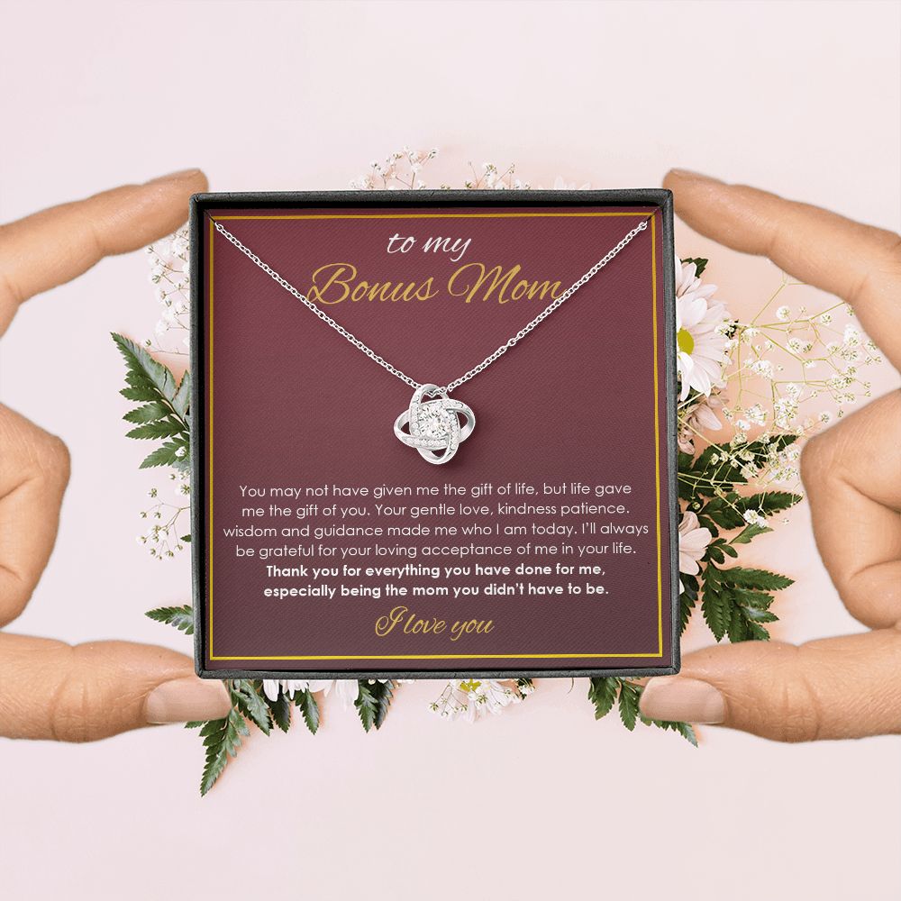 bonus2103-07 Love Knot