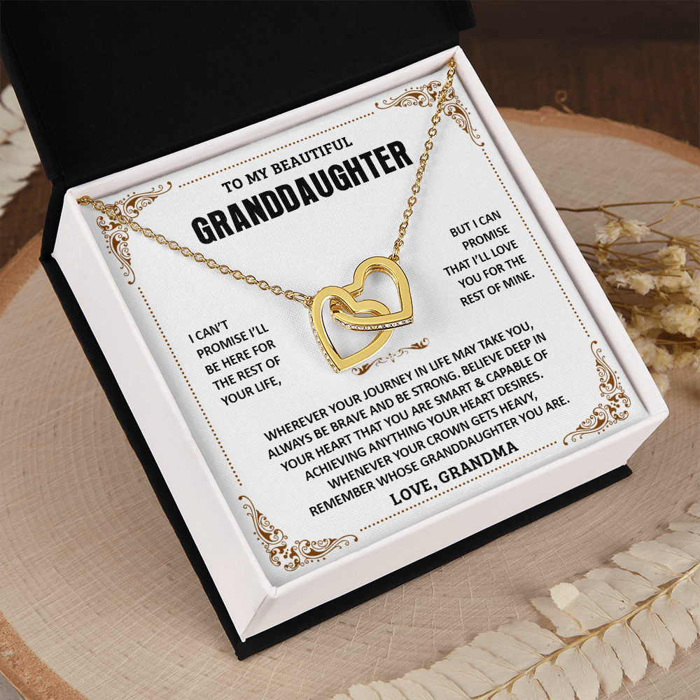 GRANĐAUGHTER-GRANDMA