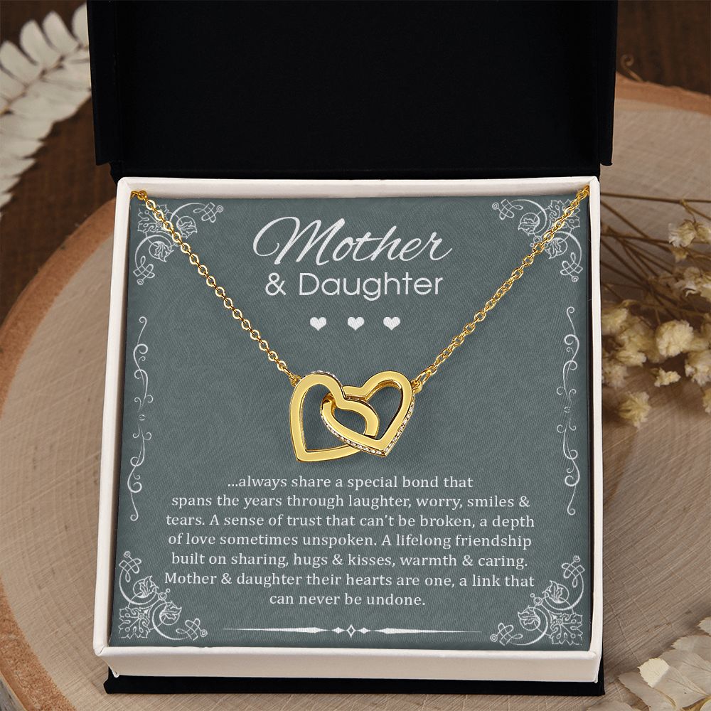 motheranddaughter-03