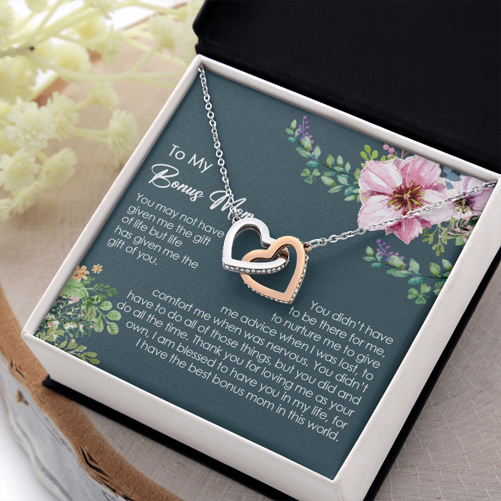 bonus2103-06 Interlocking Heart