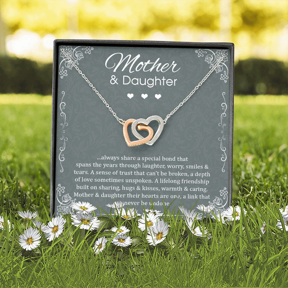 motheranddaughter-03
