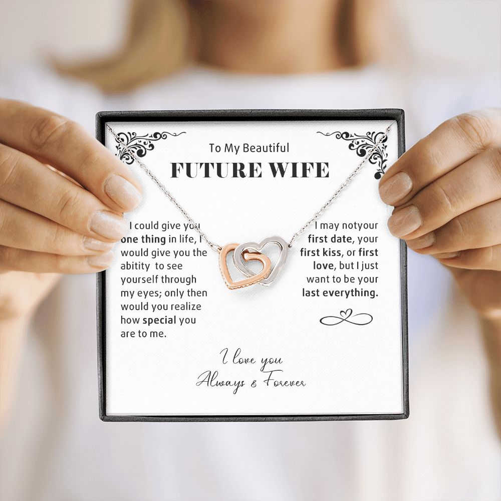 futurewife-1102-03
