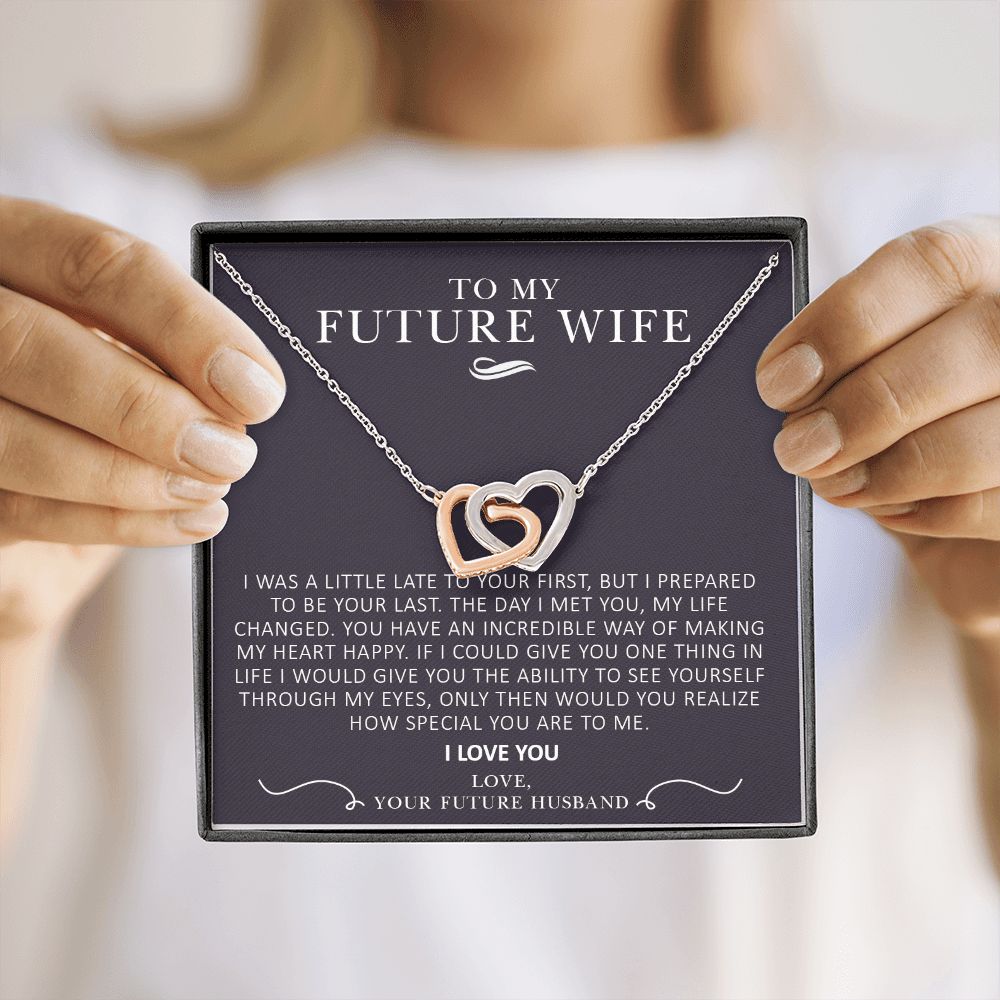 futurewife-1102-01