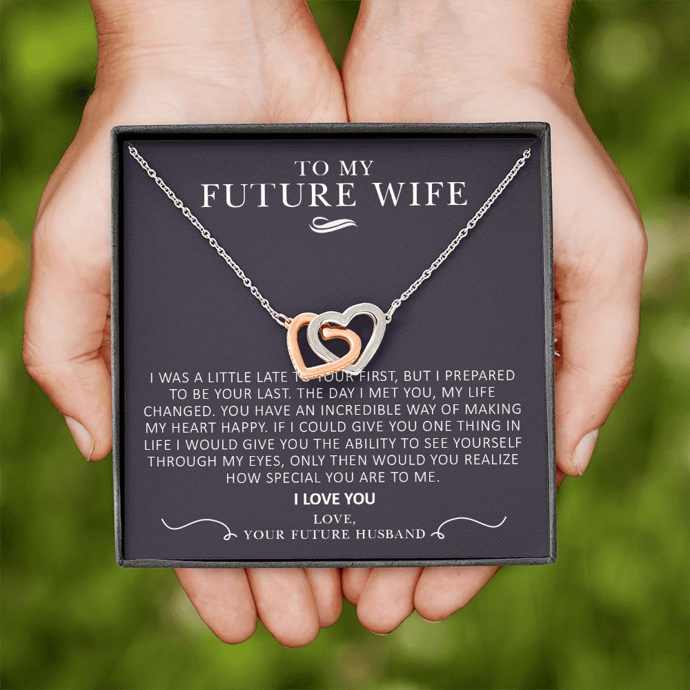 futurewife-1102-01