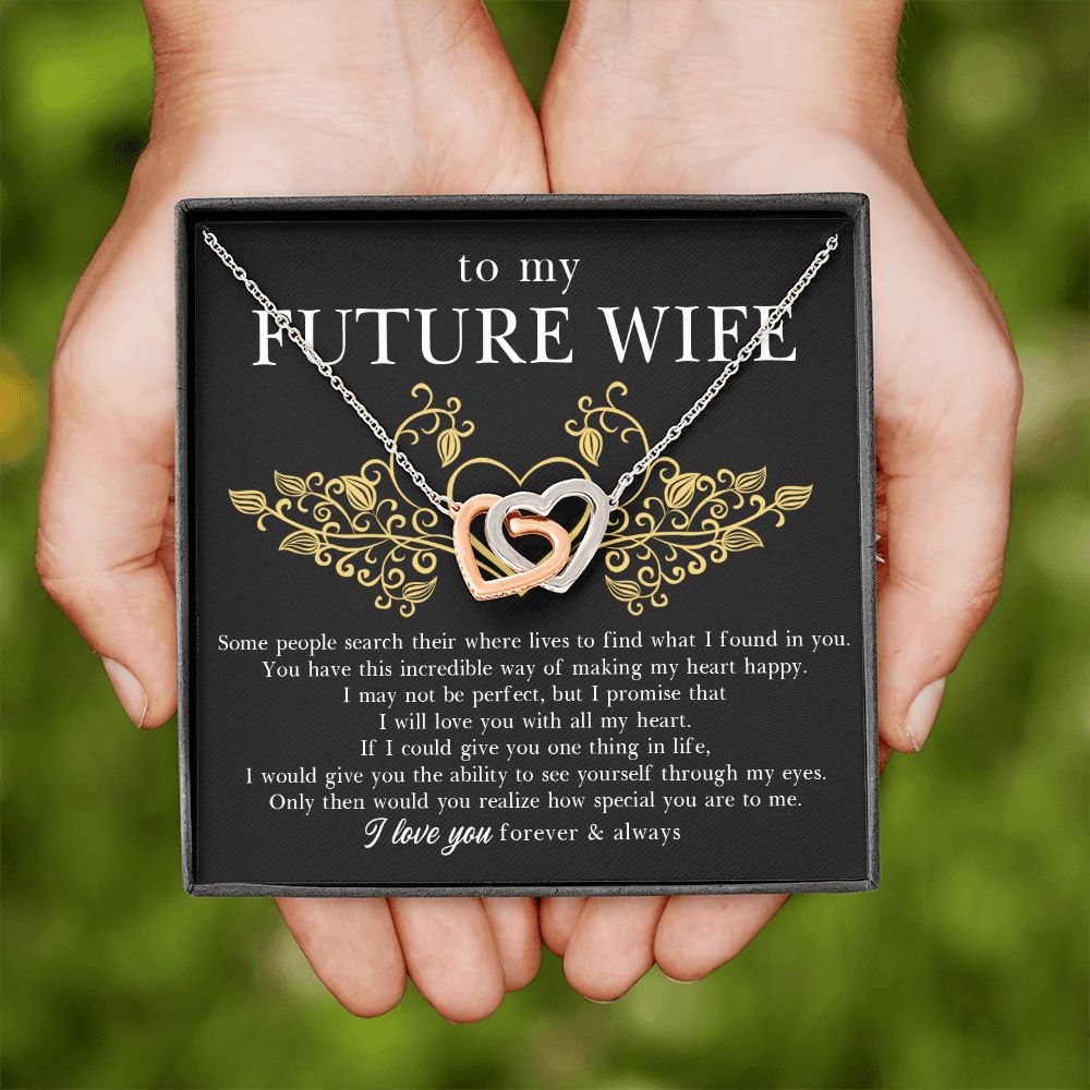 futurewife-1102-04