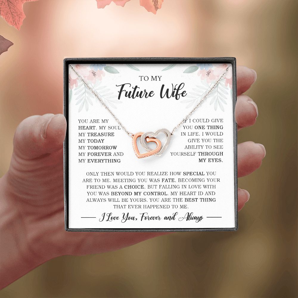 futurewife-1102-02