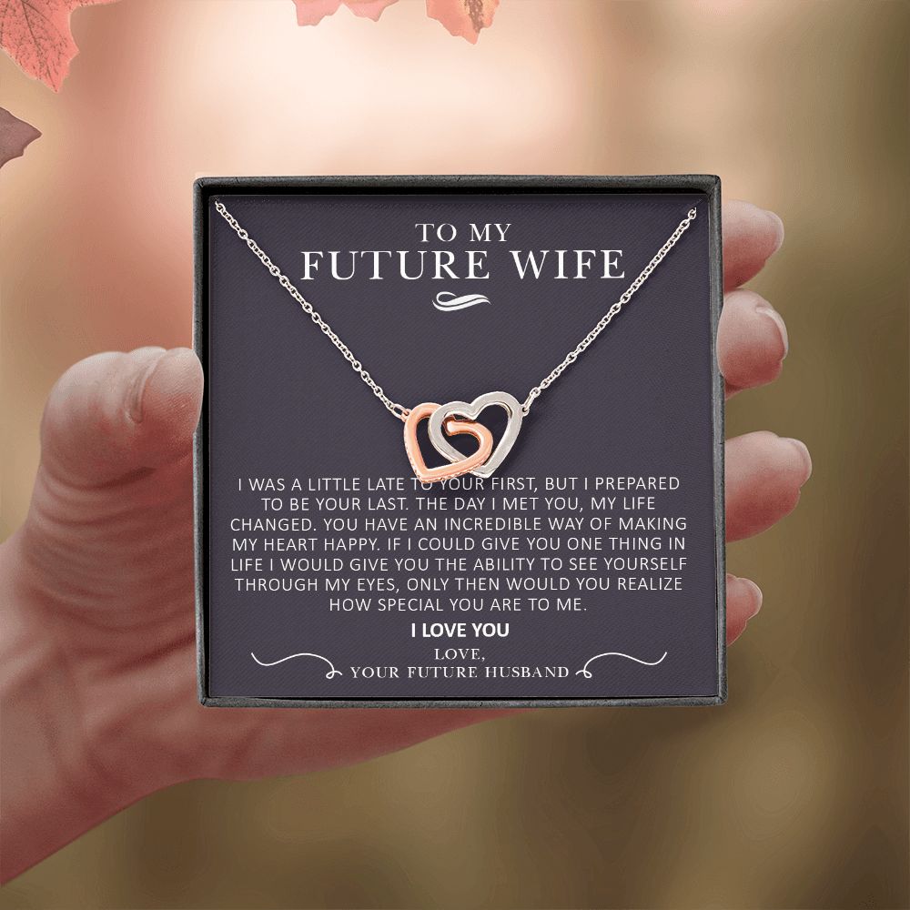 futurewife-1102-01