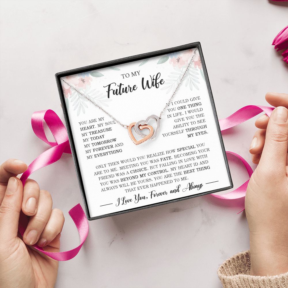 futurewife-1102-02