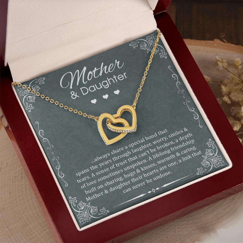 motheranddaughter-03