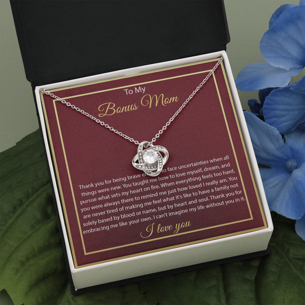 5 Love Knot Necklaces With Box Card 001