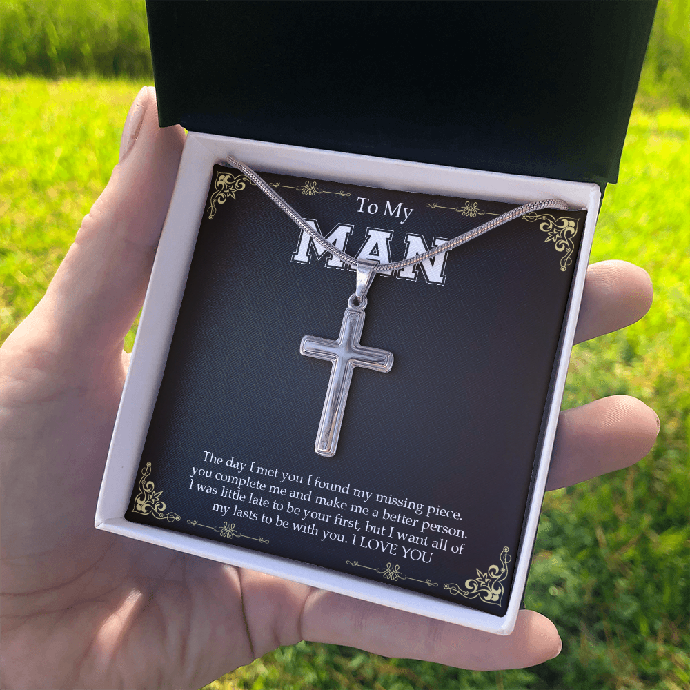 man120821-10 Cross Necklace
