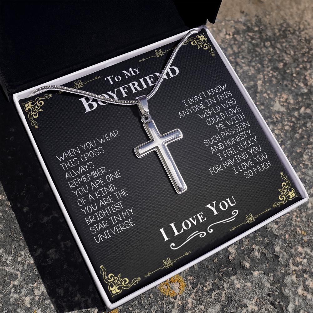 man120821-03 Cross Necklace
