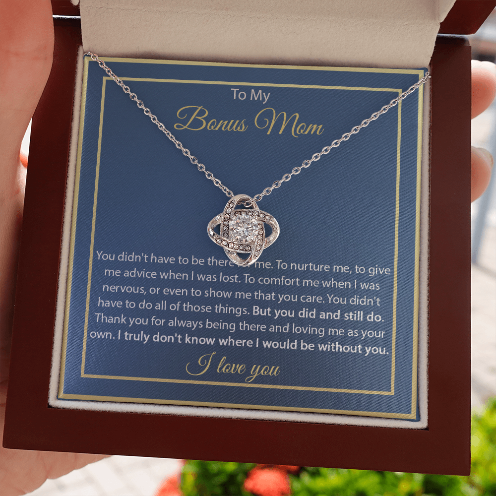 2 Love Knot Necklaces With Box Card 001