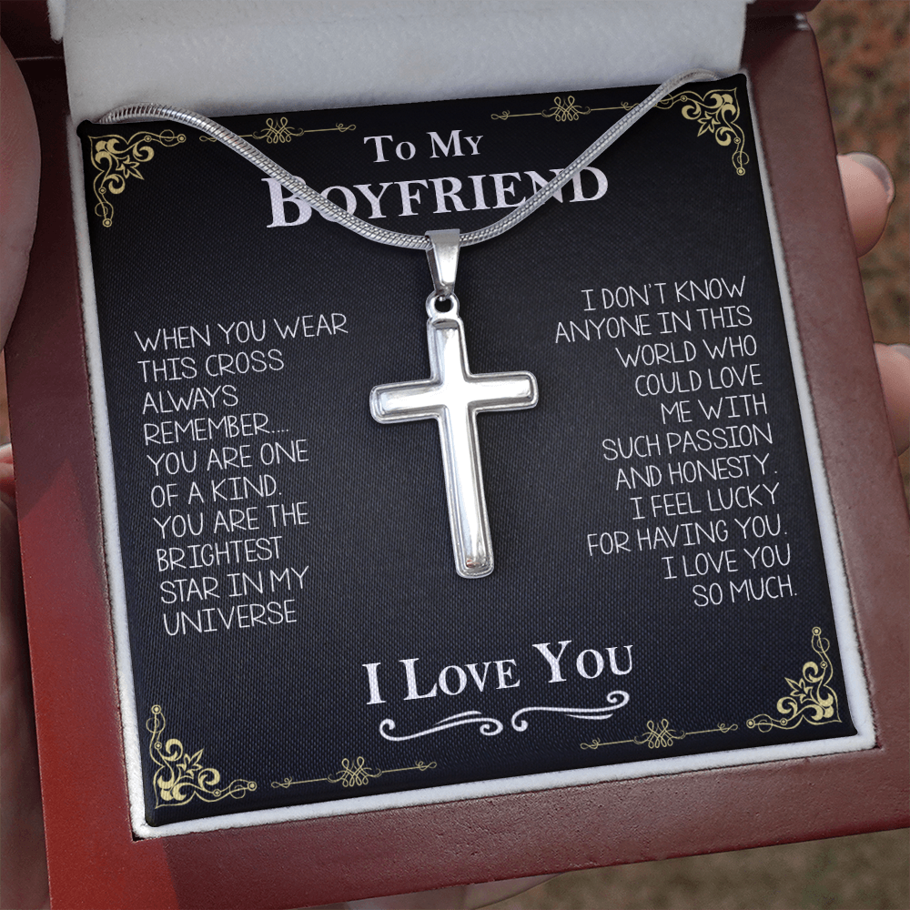man120821-03 Cross Necklace