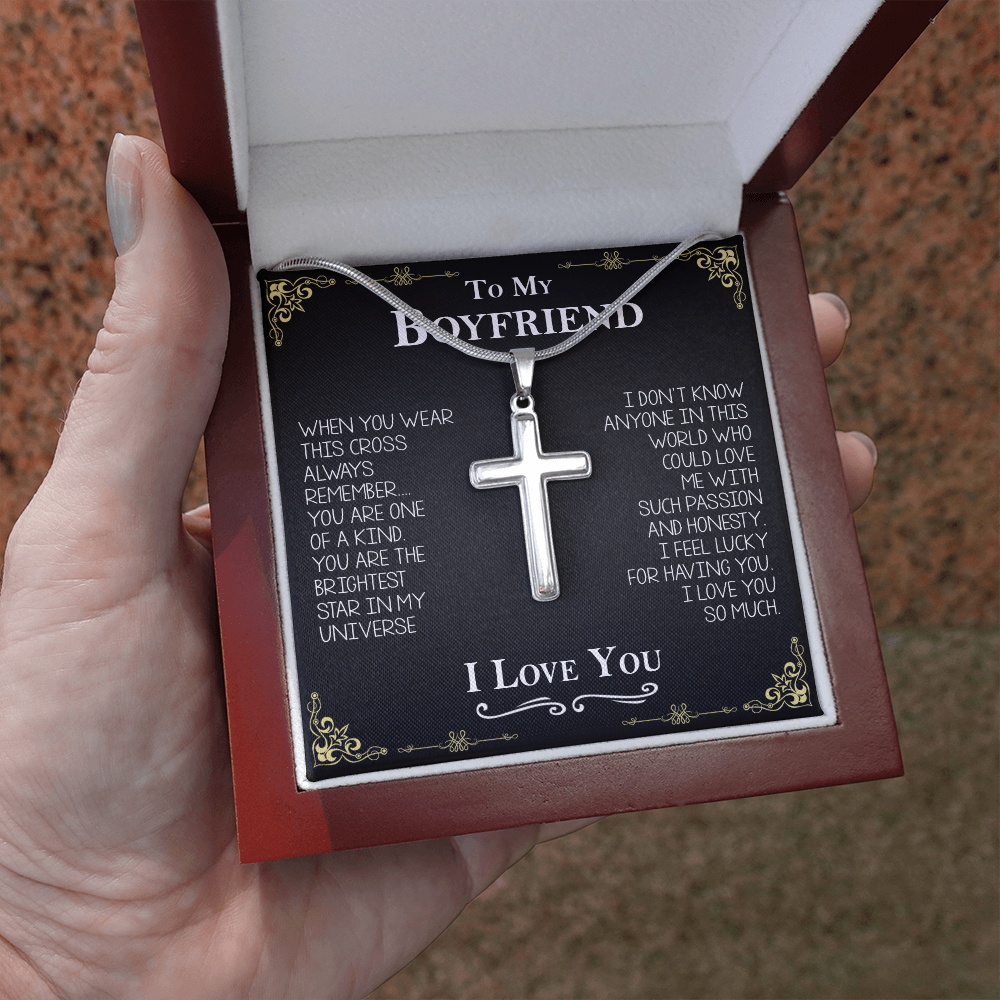 man120821-03 Cross Necklace